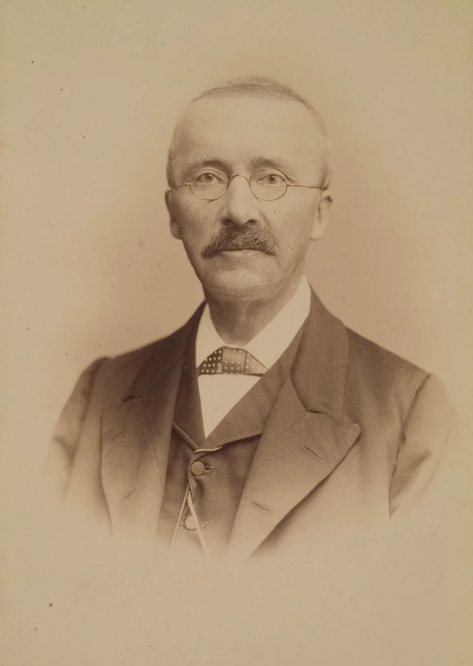 Heinrich_Schliemann.jpg